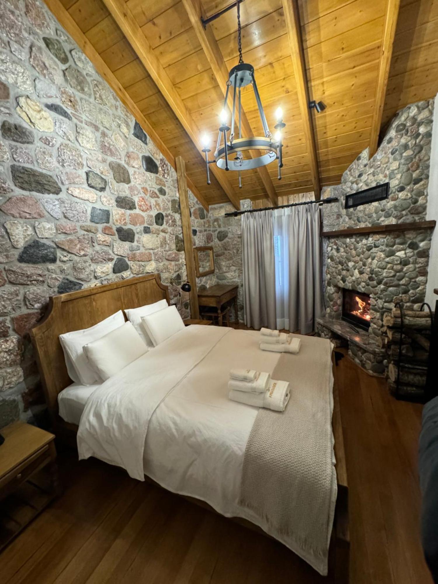Hotel Ambassador Воскопоя Экстерьер фото