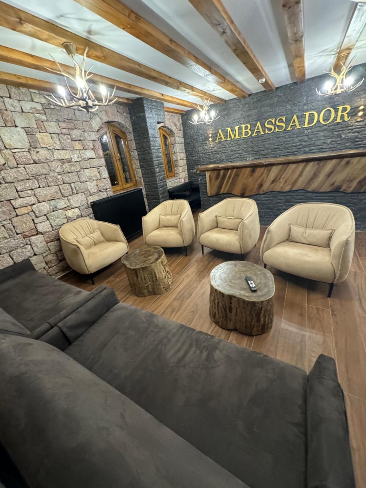 Hotel Ambassador Воскопоя Экстерьер фото