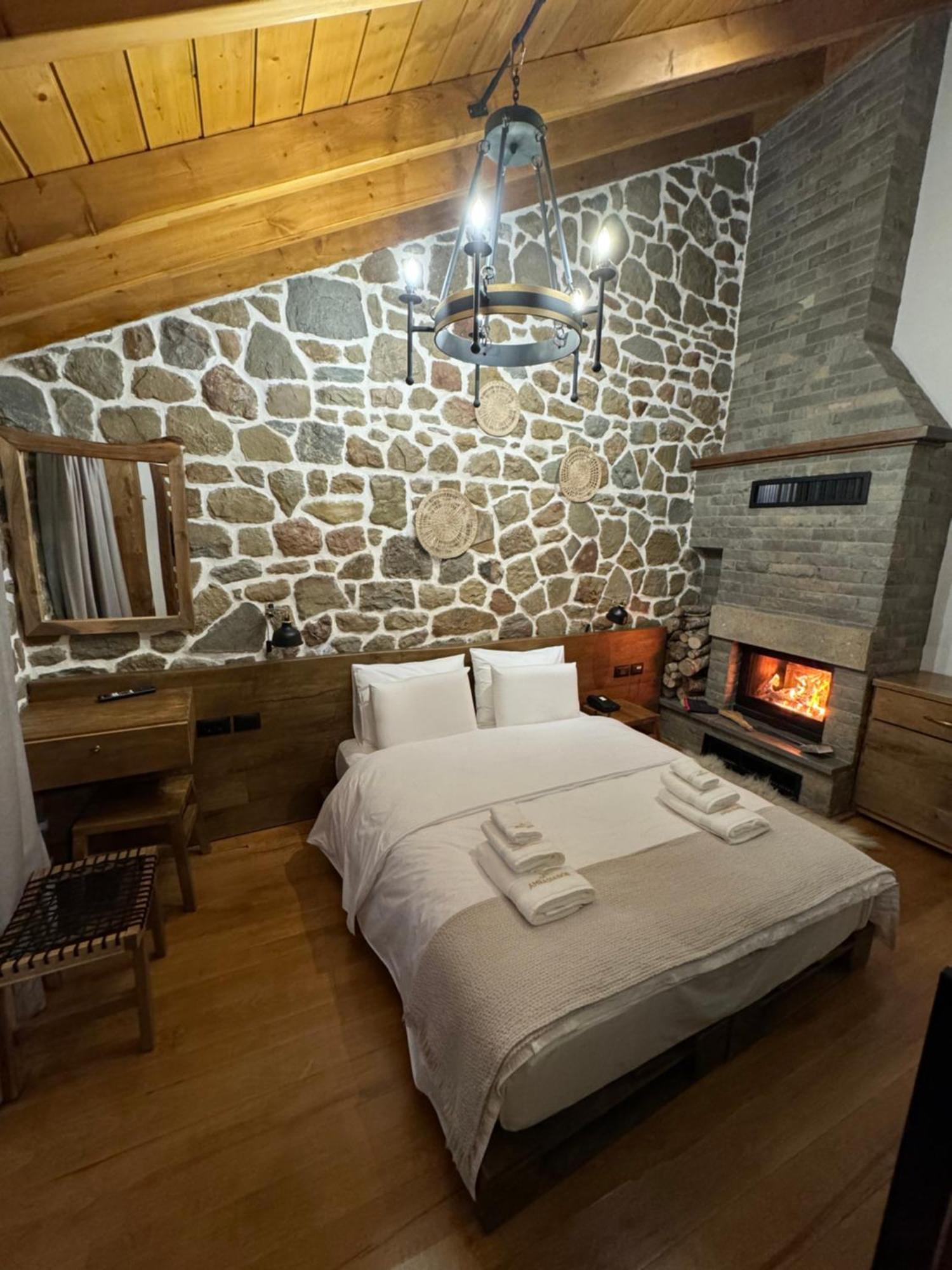 Hotel Ambassador Воскопоя Экстерьер фото
