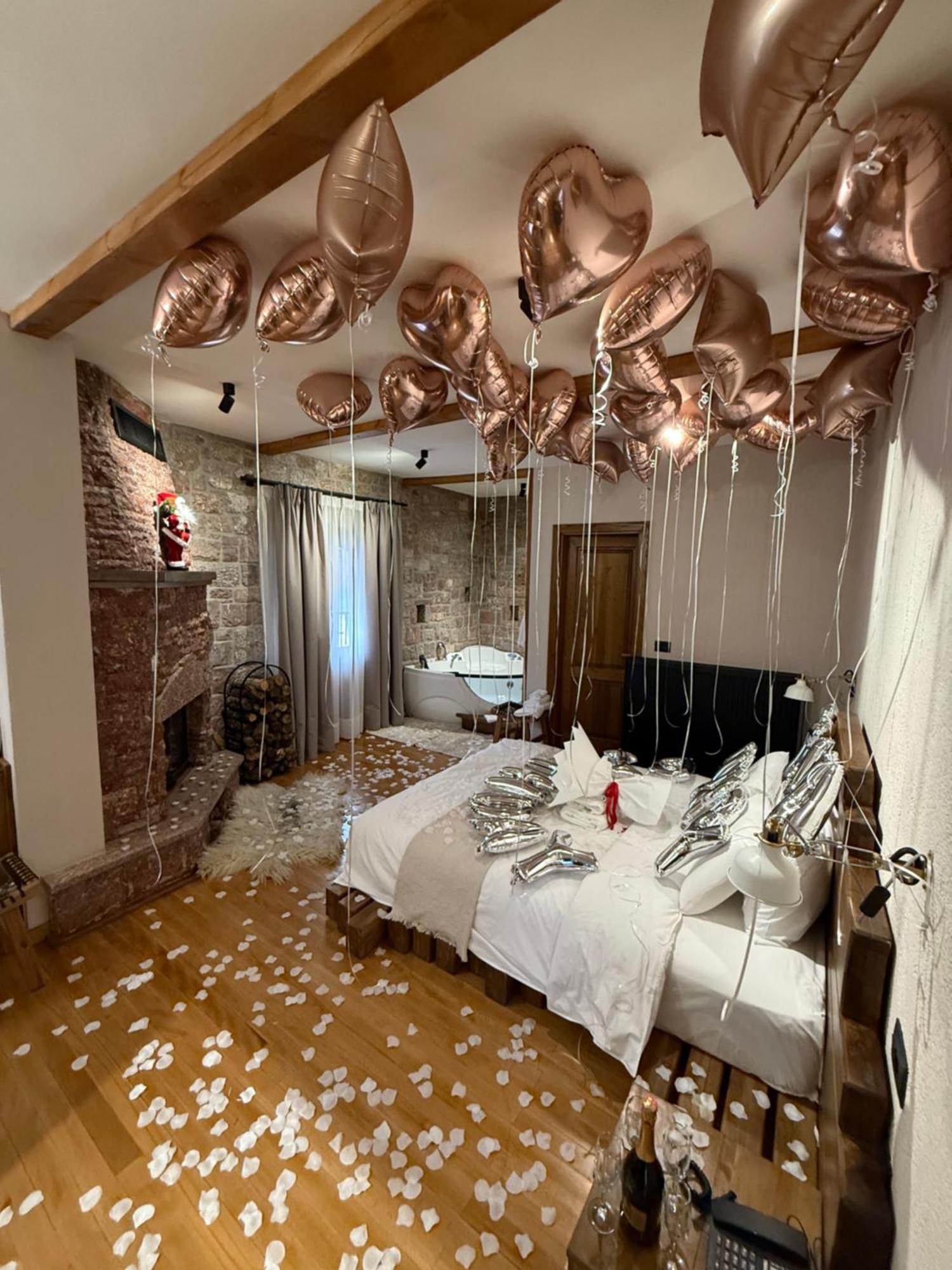 Hotel Ambassador Воскопоя Экстерьер фото